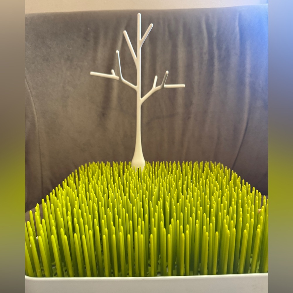 Boon grass bottle drying rack